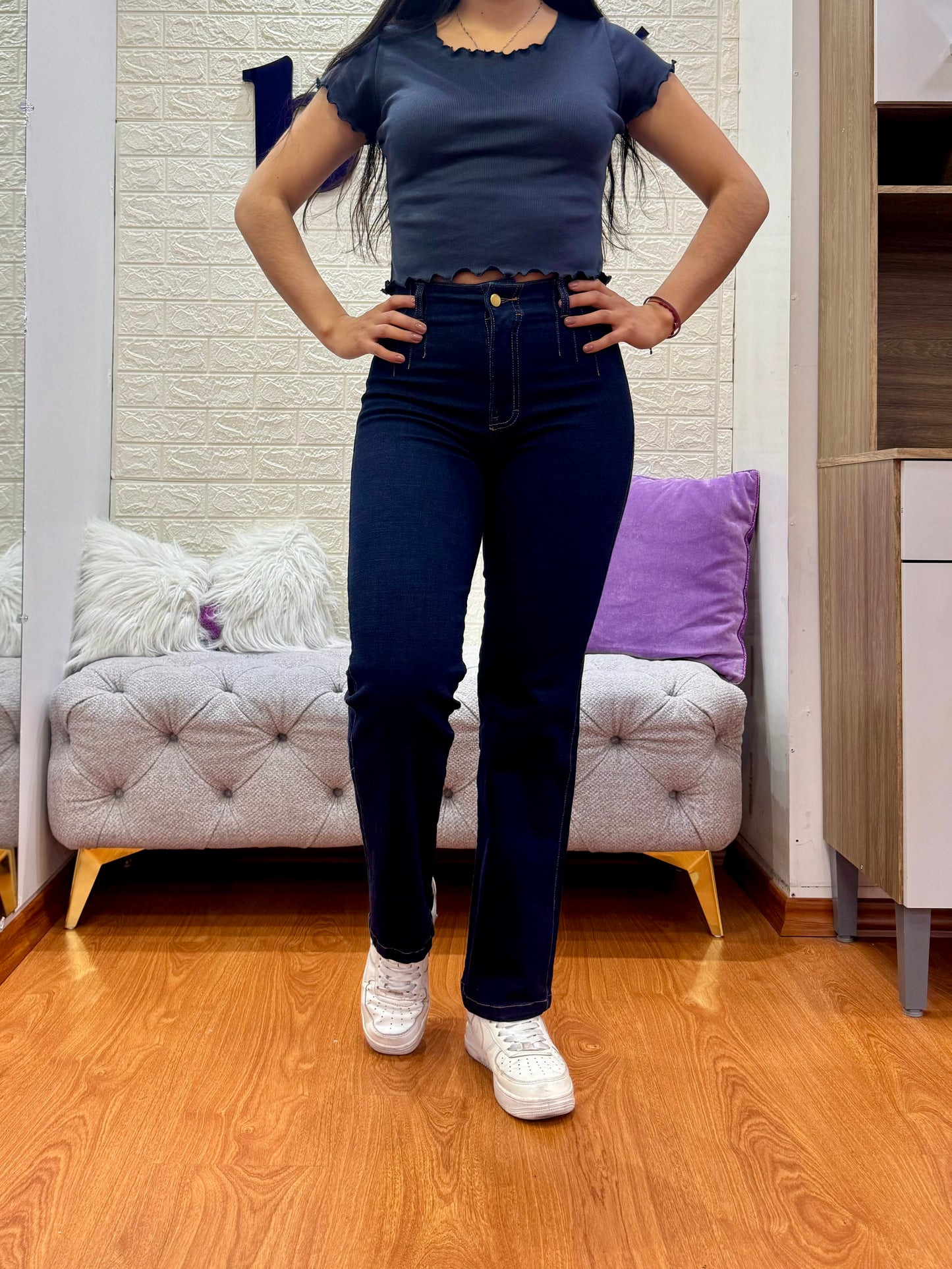 Jean Recto con Pinzas de Avispa Azul Oscuro