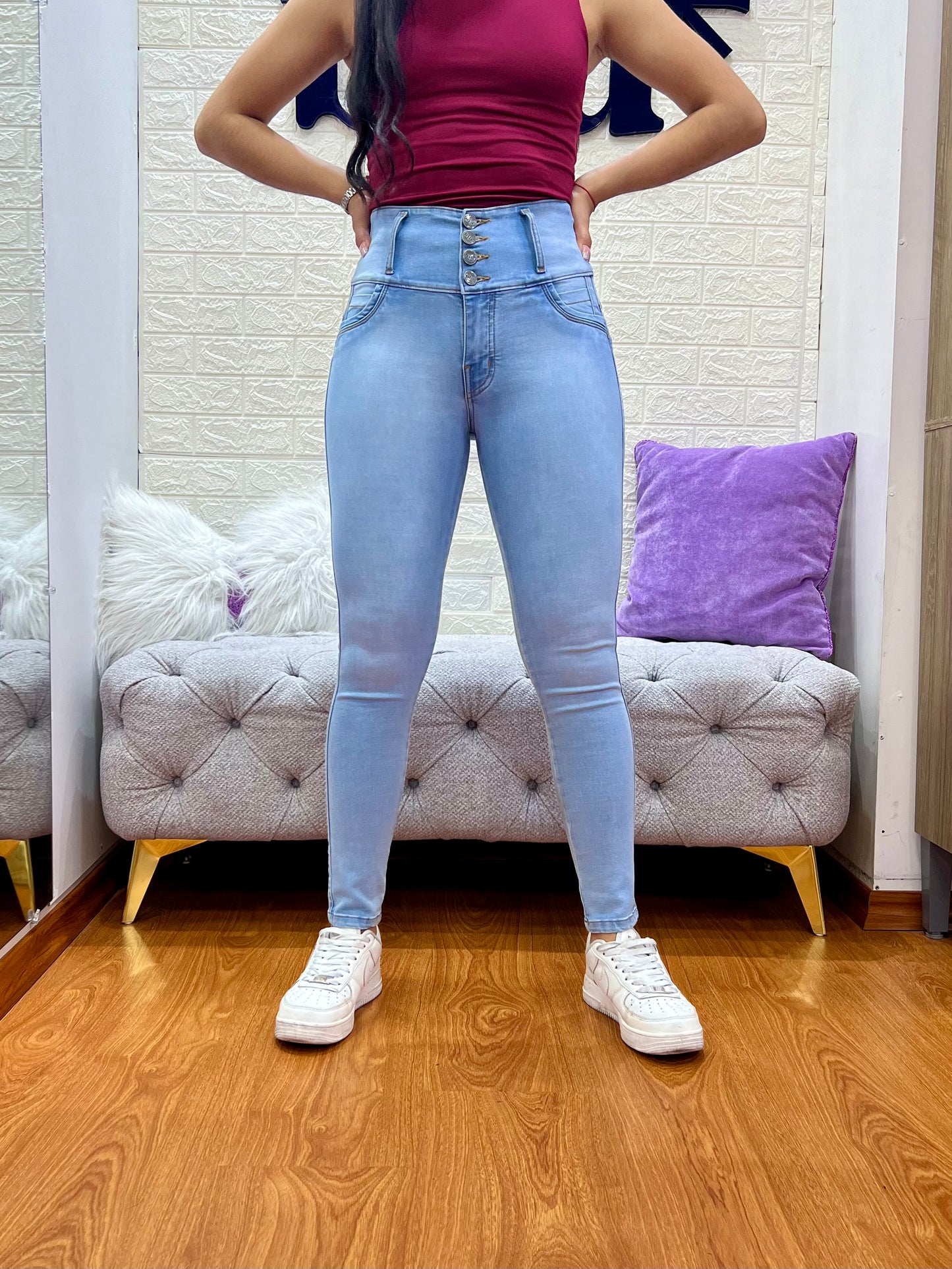 Skinny Jeans de 4 botones Celeste