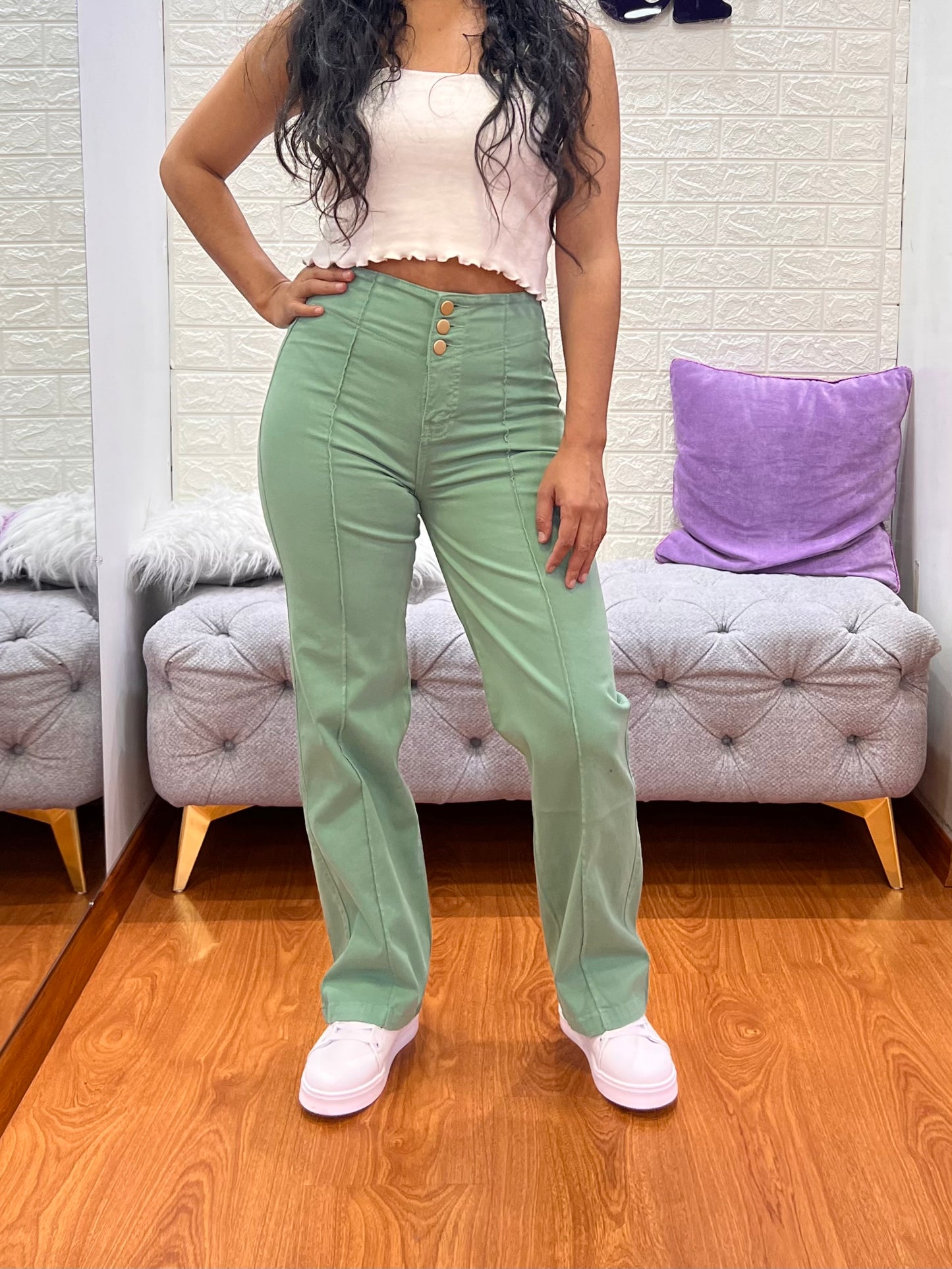 Pantalón Tipo Pana con Vena Verde