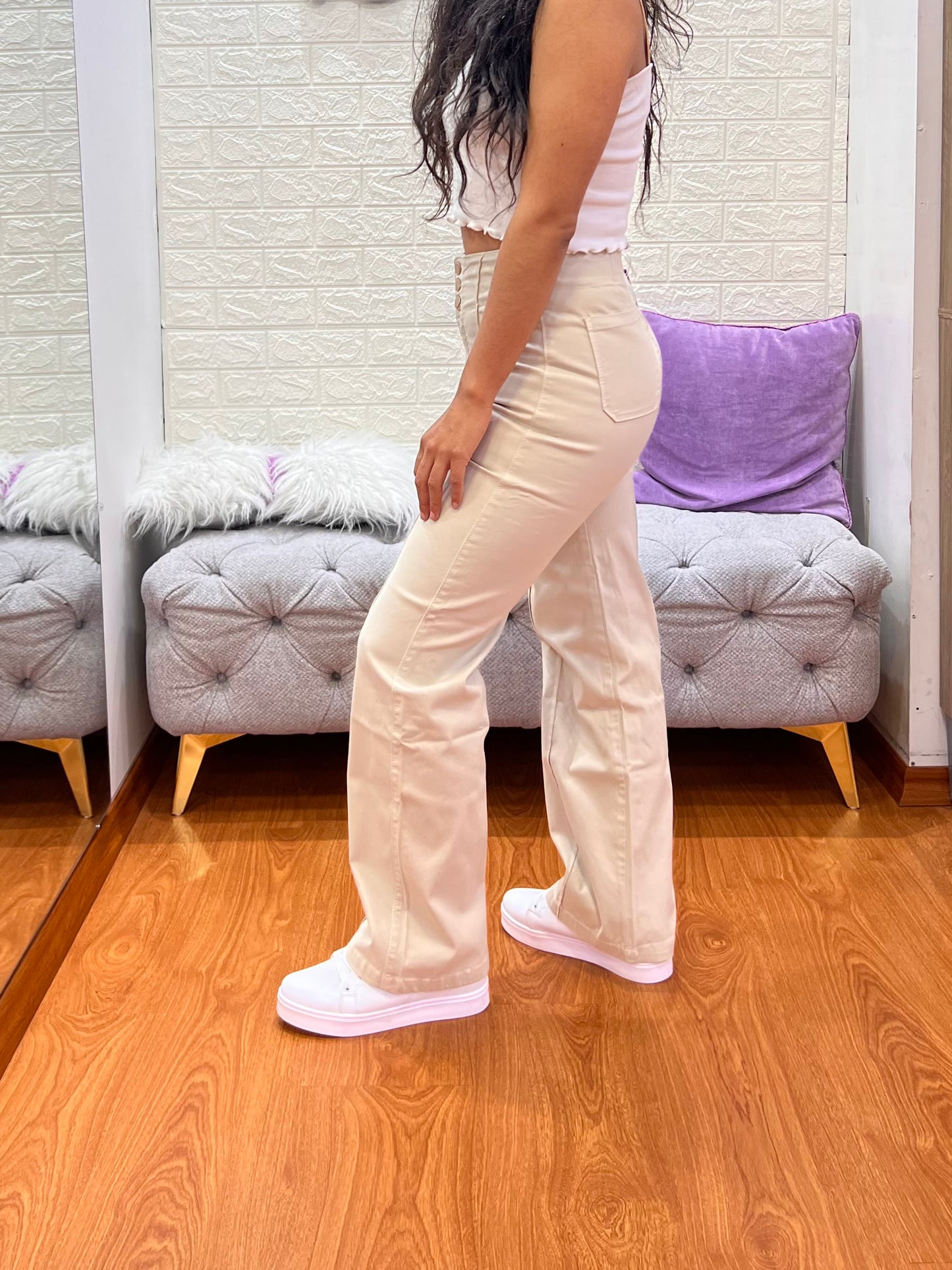 Pantalón Tipo Pana Con Botones Vainilla